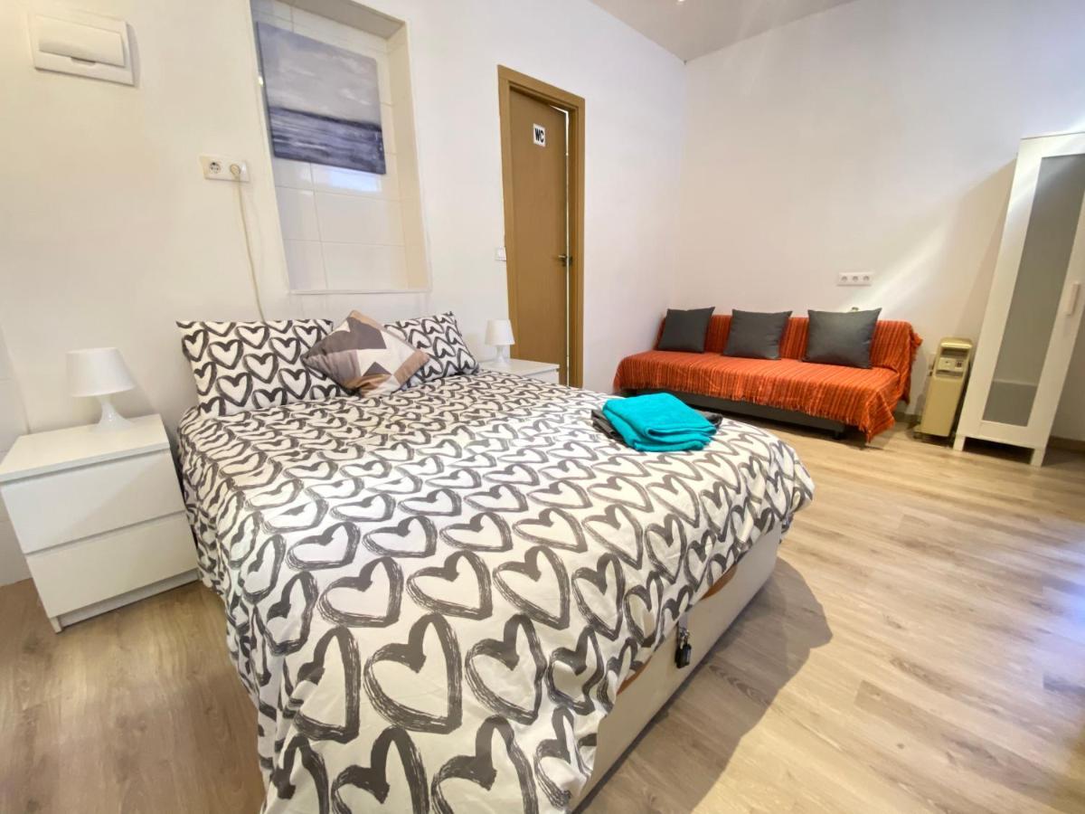 Homestay Herminiopuertas Madrid Exteriér fotografie